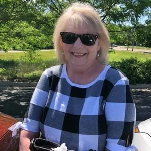 Meet your Posher, Pam